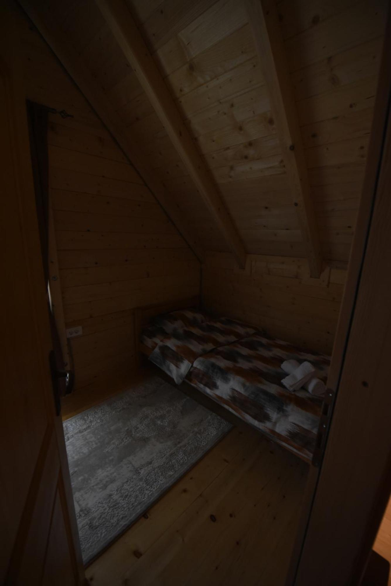 Soulrest Ekoresort - Mehov Konak Gusinje エクステリア 写真